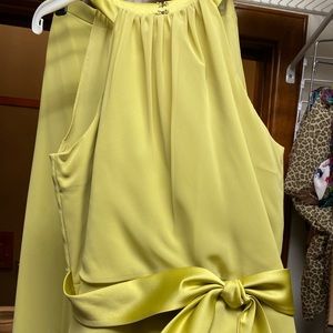 Alfred Angelo two piece Mother of the Bride Flattering Great Spring or Summer.